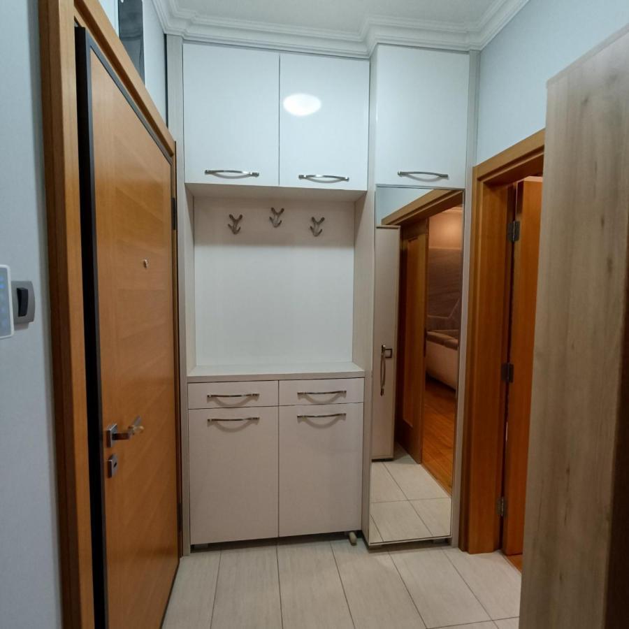 Classic Novi Sad Exterior photo